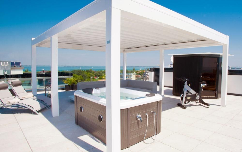 Hotel Rossini 4S Lignano Sabbiadoro Luaran gambar