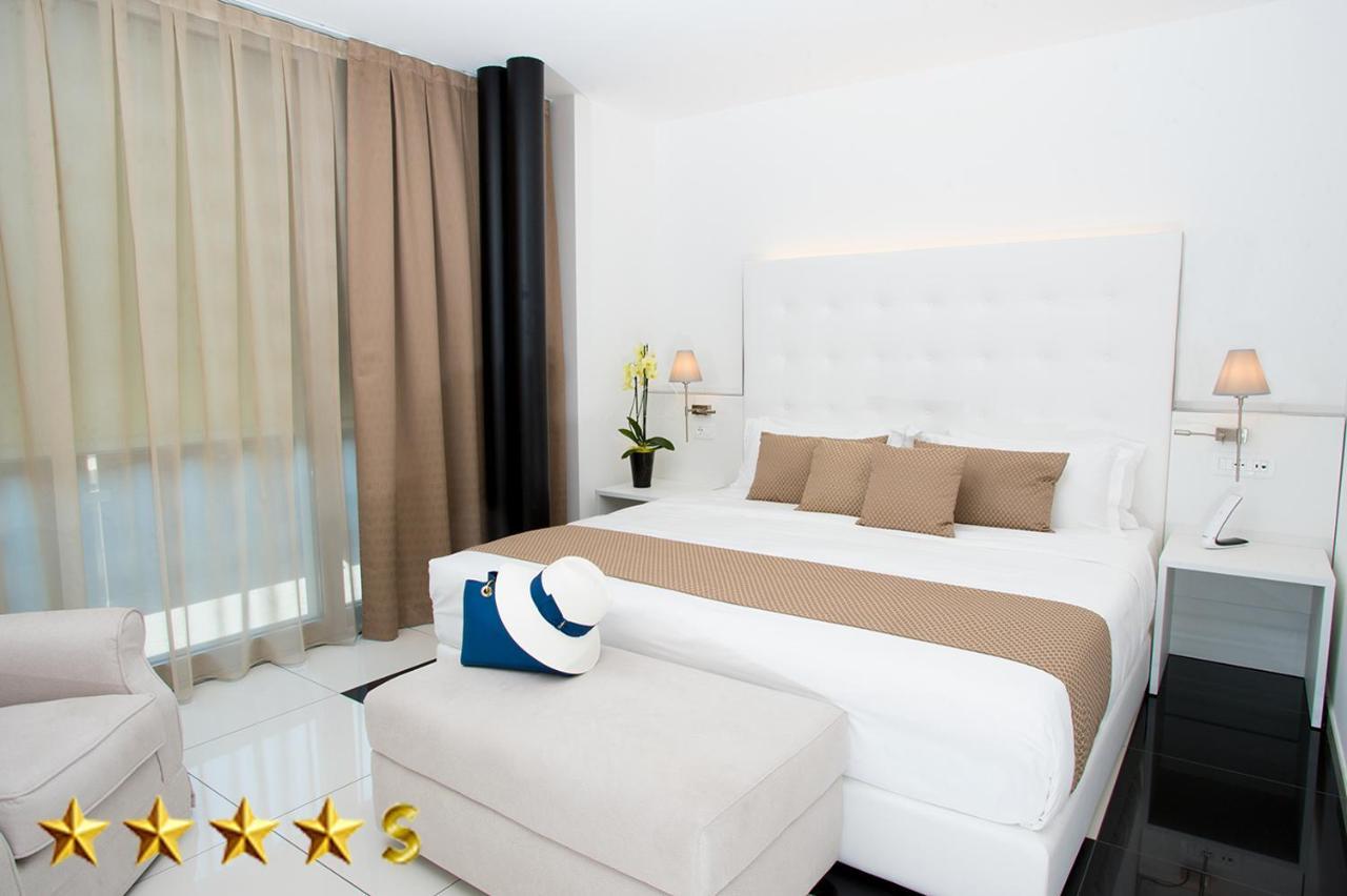 Hotel Rossini 4S Lignano Sabbiadoro Luaran gambar